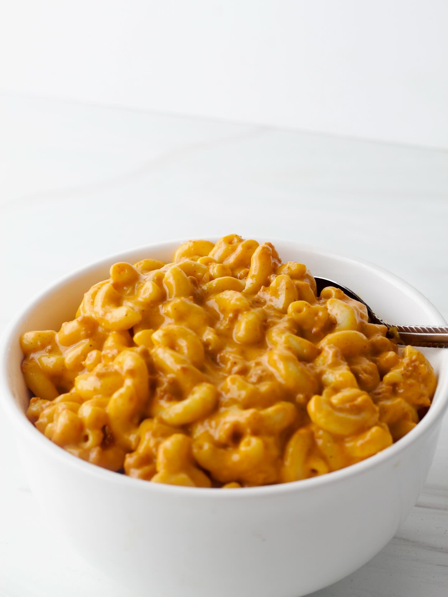 Here is my Easy Chorizo Mac and Cheese. I love making mac and cheese because it does not take long to make. But sometimes you have to spicy it up, and here is one for everyone to try. You can find the full recipe on my blog Semiscratched.com
  #macandcheese #chorizo #easymeals #cheese #pasta